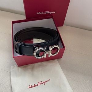Salvatore Ferragamo Men’s Reversible Gancini Belt